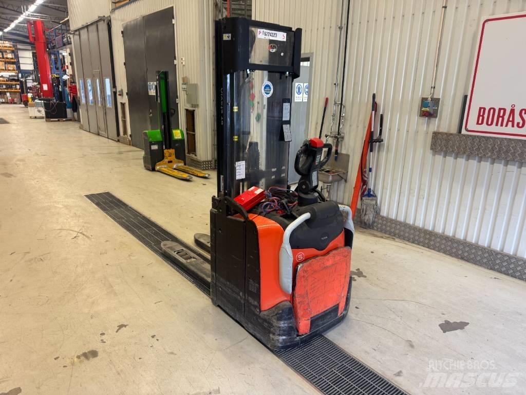 BT Toyota SPE 120 L Stapelaar meeloop