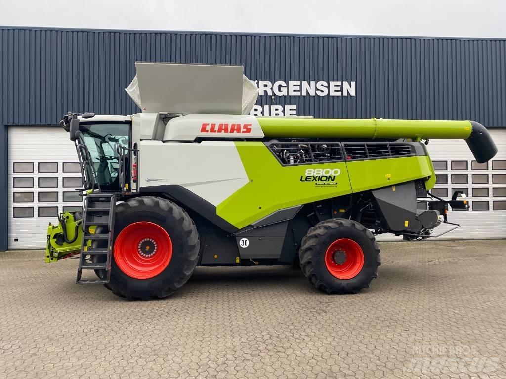 CLAAS LEXION 8800 Maaidorsmachines