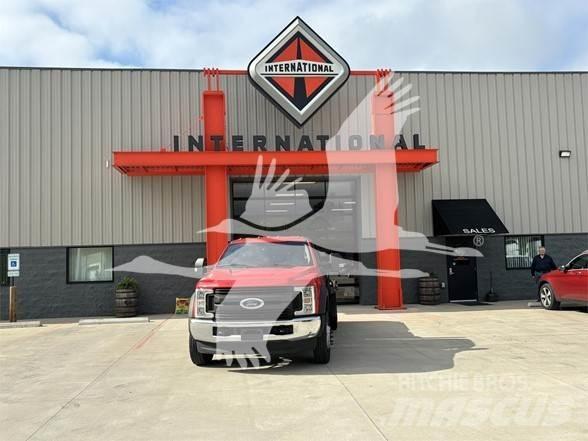Ford F550 SD Platte bakwagens