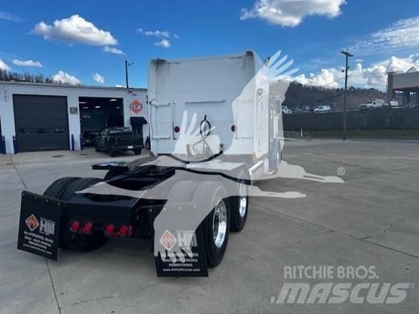 Peterbilt 379 Trekkers