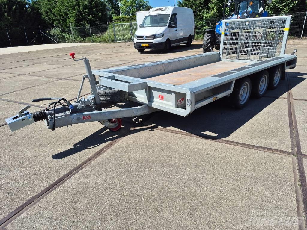  Proline  P 302 Oprijwagen