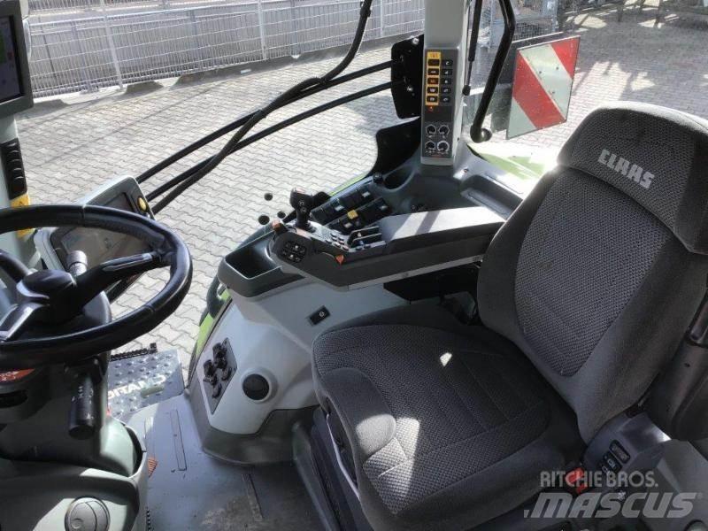 CLAAS AXION 810 Tractoren