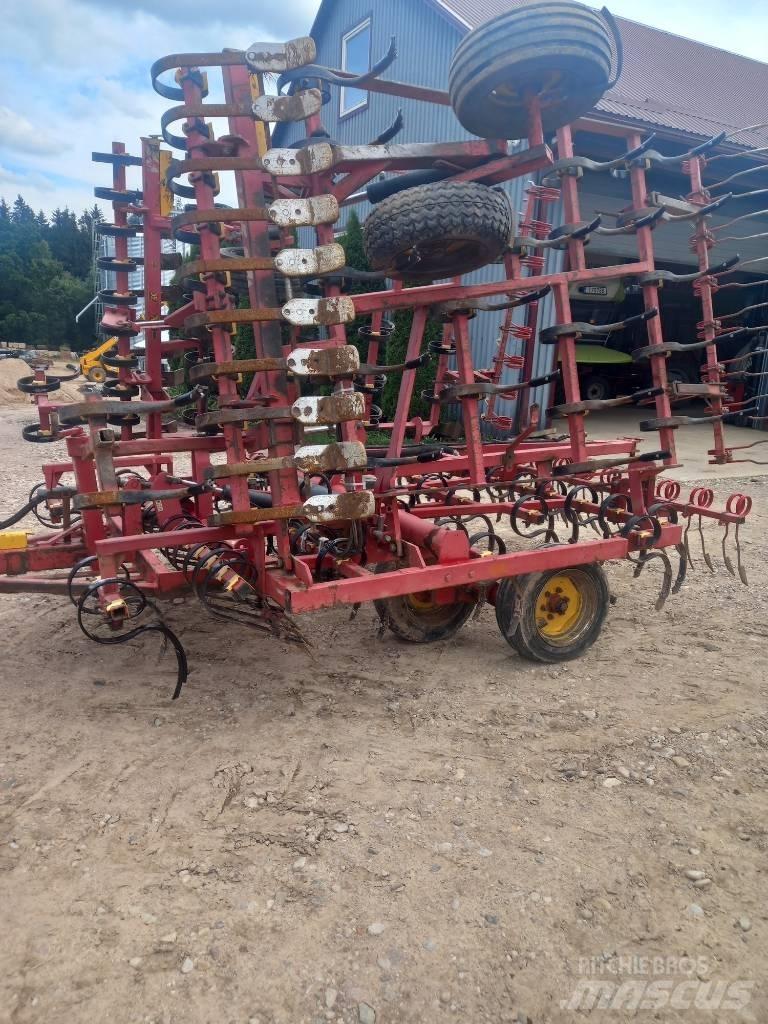 Väderstad NZ 600 Cultivatoren