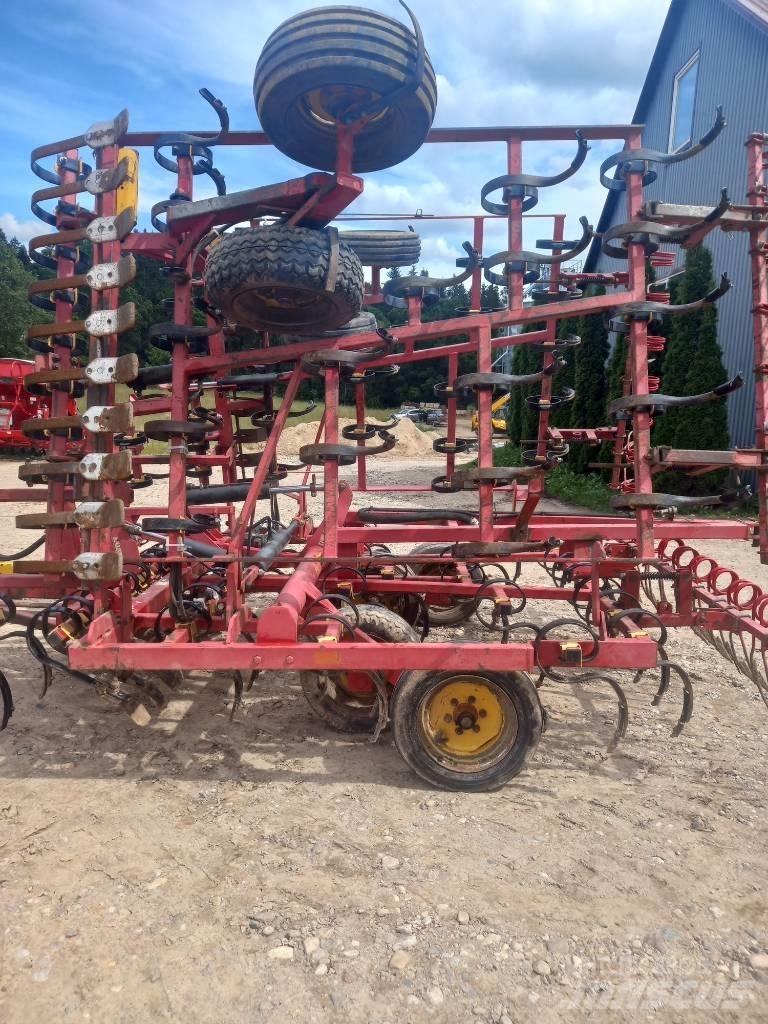 Väderstad NZ 600 Cultivatoren