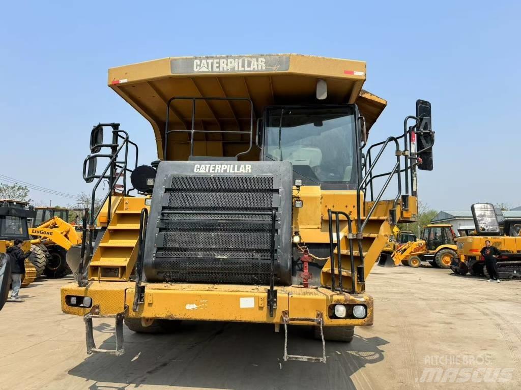 CAT 773 F Starre dumptrucks