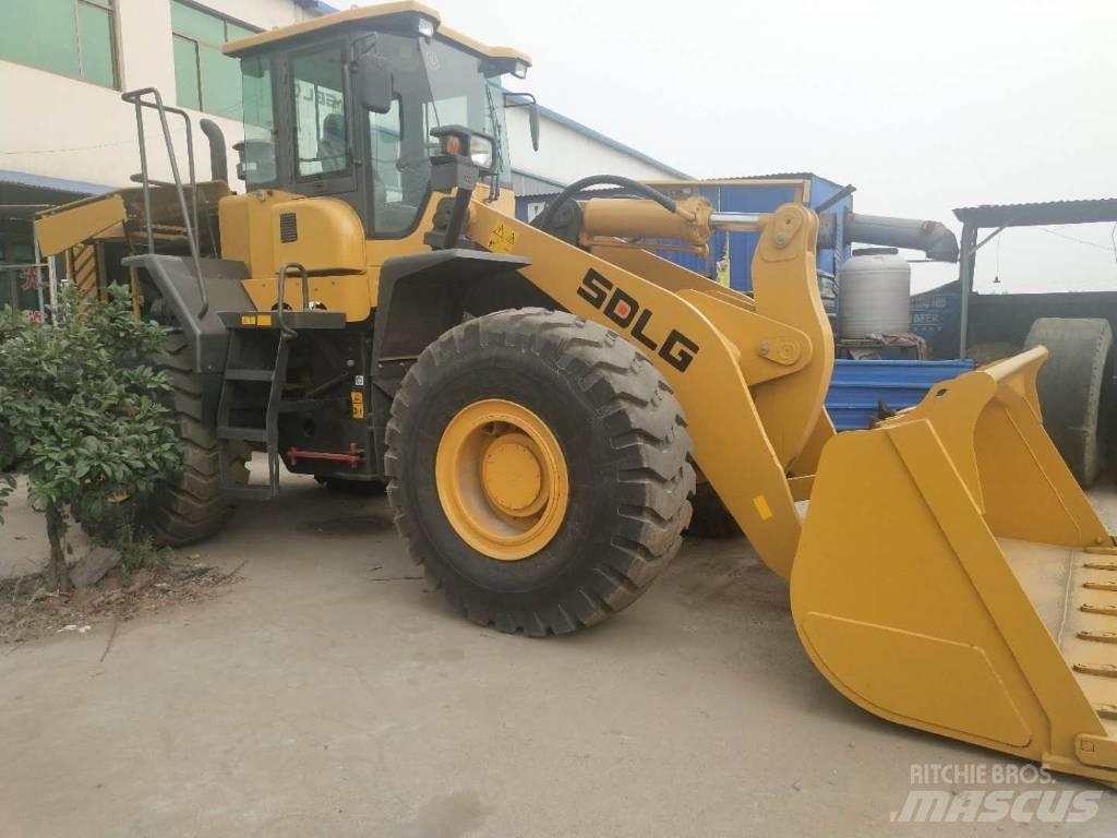 SDLG L 956 Wielladers