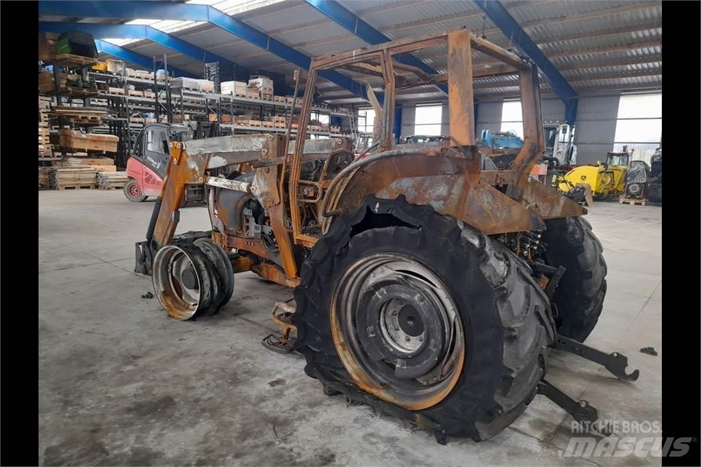 Valtra N121 Tractoren