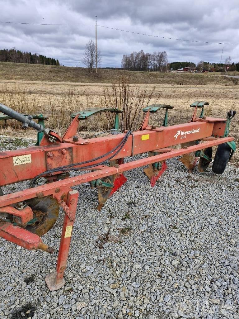 Kverneland ab85-4 Conventionele ploegen