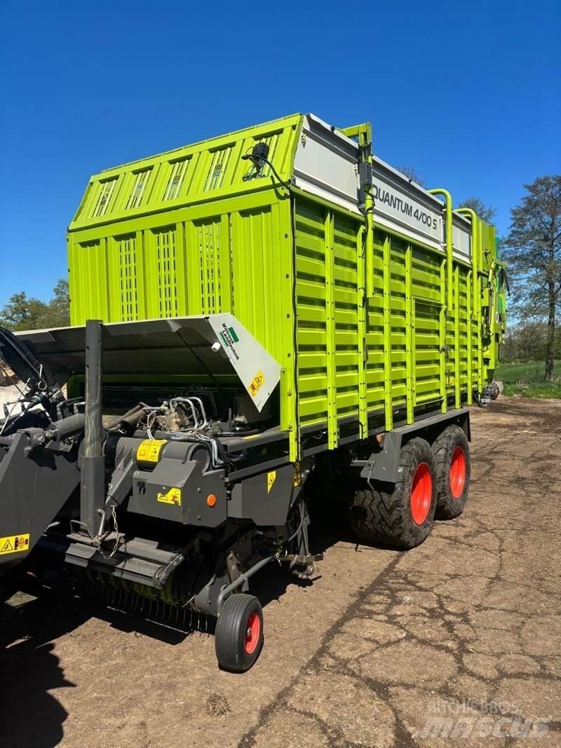 CLAAS Quantum 4700 Opraapwagens