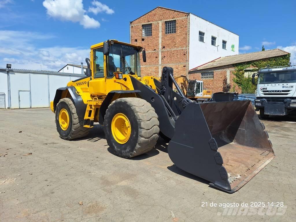 Volvo L 120 E Wielladers