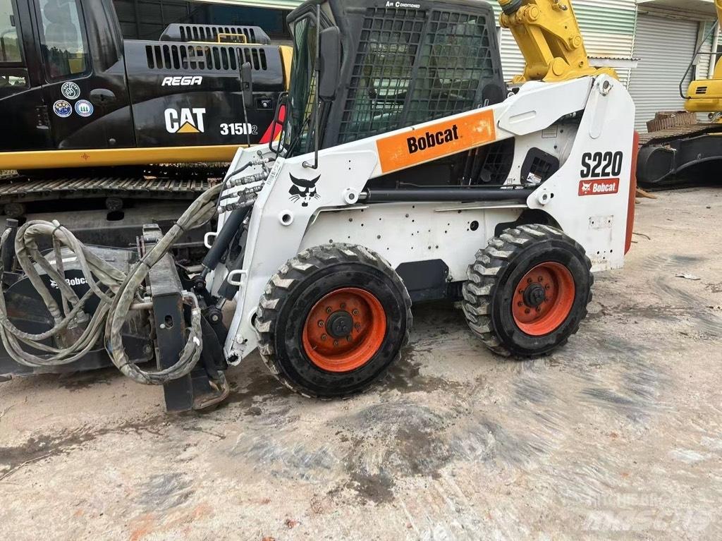 Bobcat S 220 Schrankladers