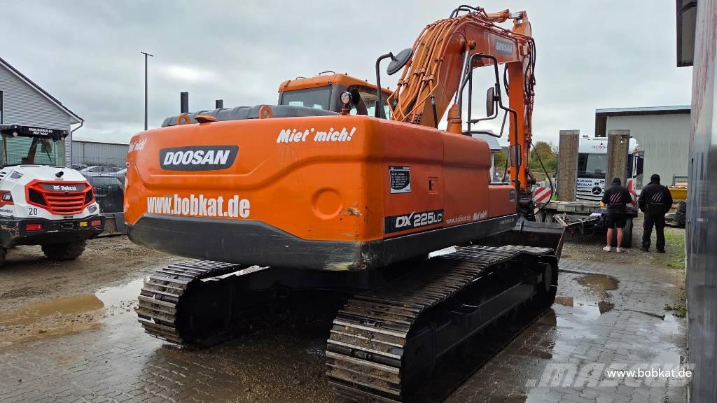 Doosan DX 225 LC Rupsgraafmachines