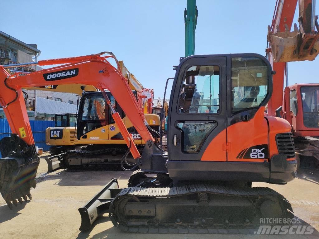 Doosan DX 60 Rupsgraafmachines