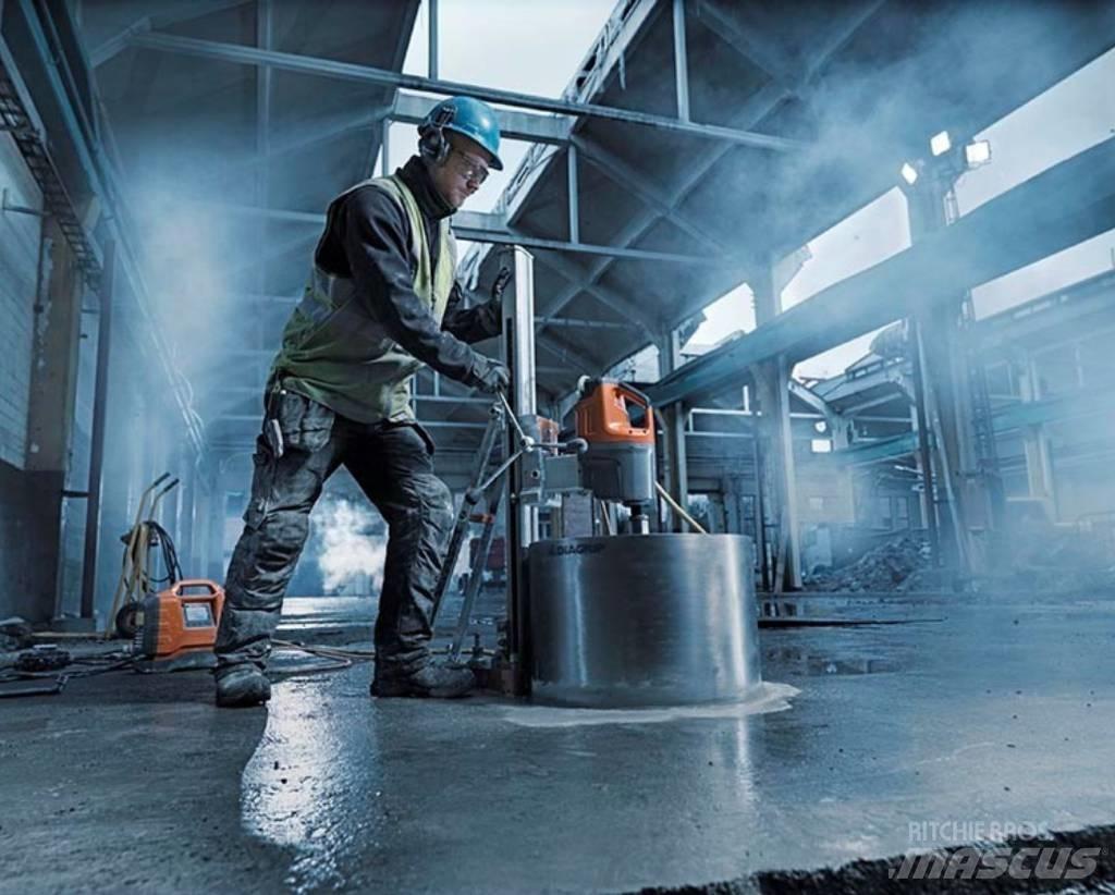 Husqvarna DM7000 Steigermateriaal