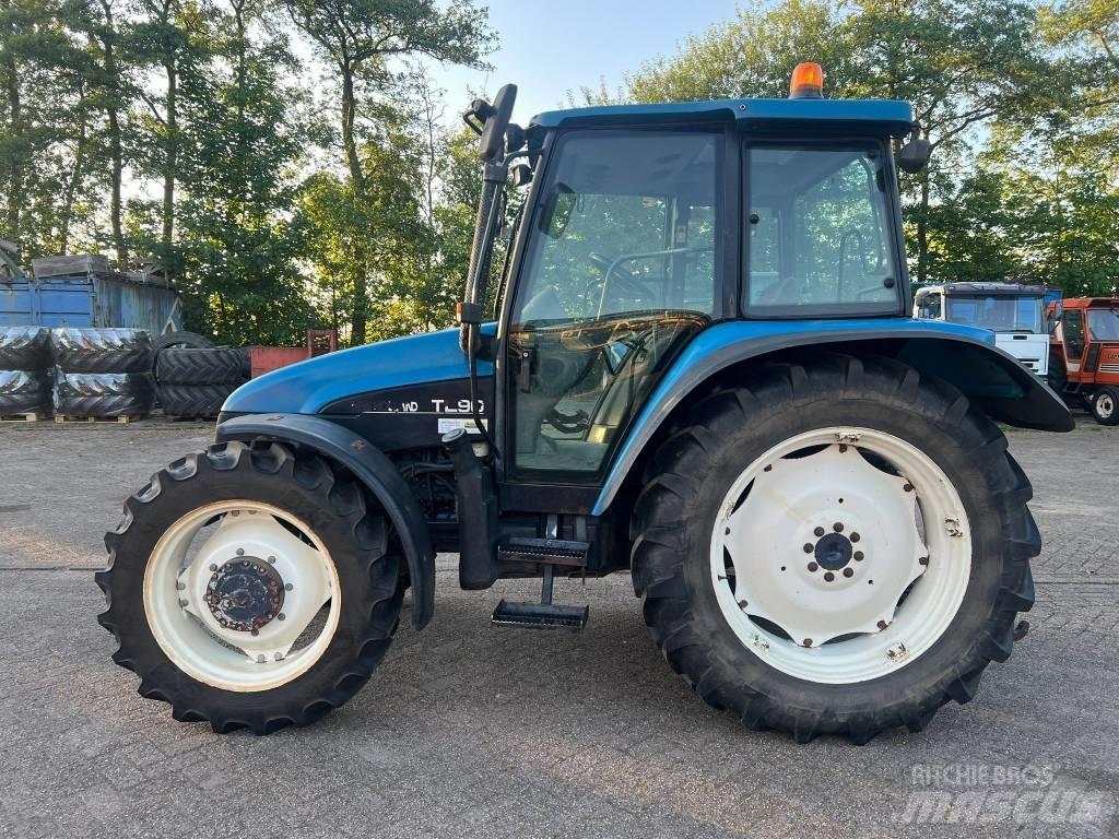 New Holland TL 90 Tractoren