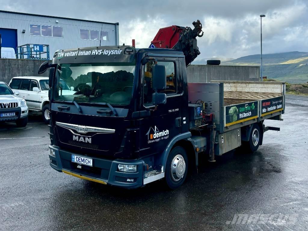 MAN TGL 12.250 Vlakke laadvloer met kraan