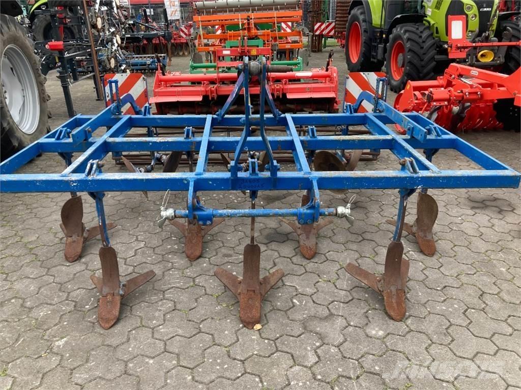 Lemken Smaragd 300 Cultivatoren