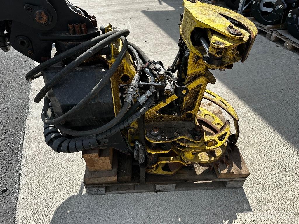 John Deere 730 Boomvelkoppen