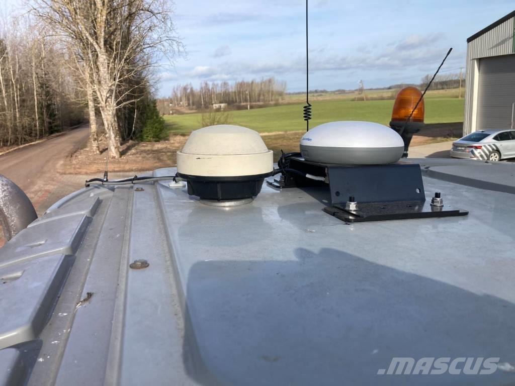 Amazone UX 4200 24 m Getrokken spuitmachines