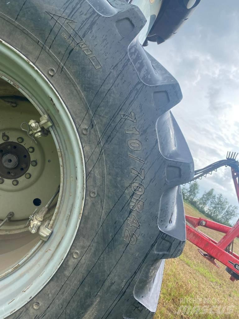 Versatile 310 Tractoren