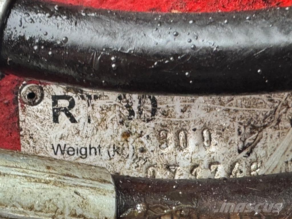 Komatsu PW 98 MR-6 Wielgraafmachines