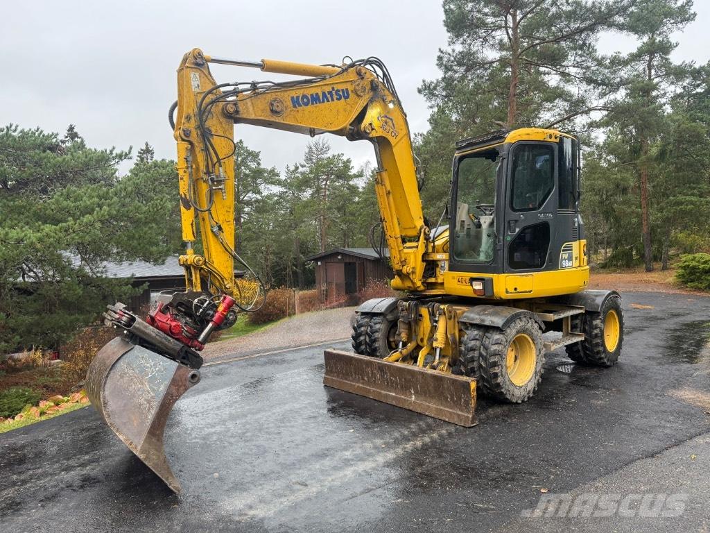 Komatsu PW 98 MR-6 Wielgraafmachines