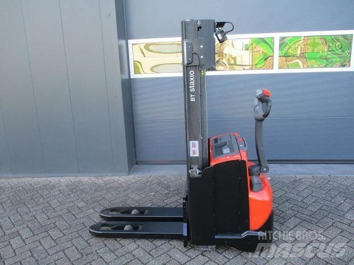 Toyota SWE 140 Stapelaar meeloop