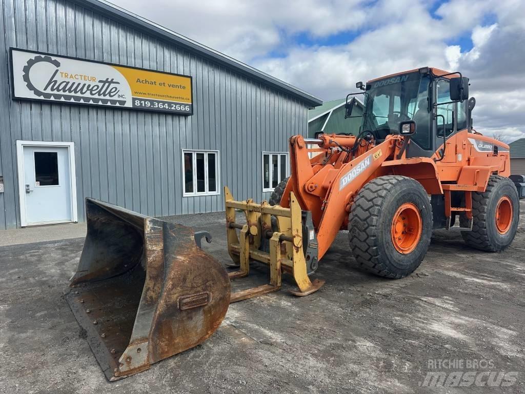 Doosan DL220-5 Wielladers