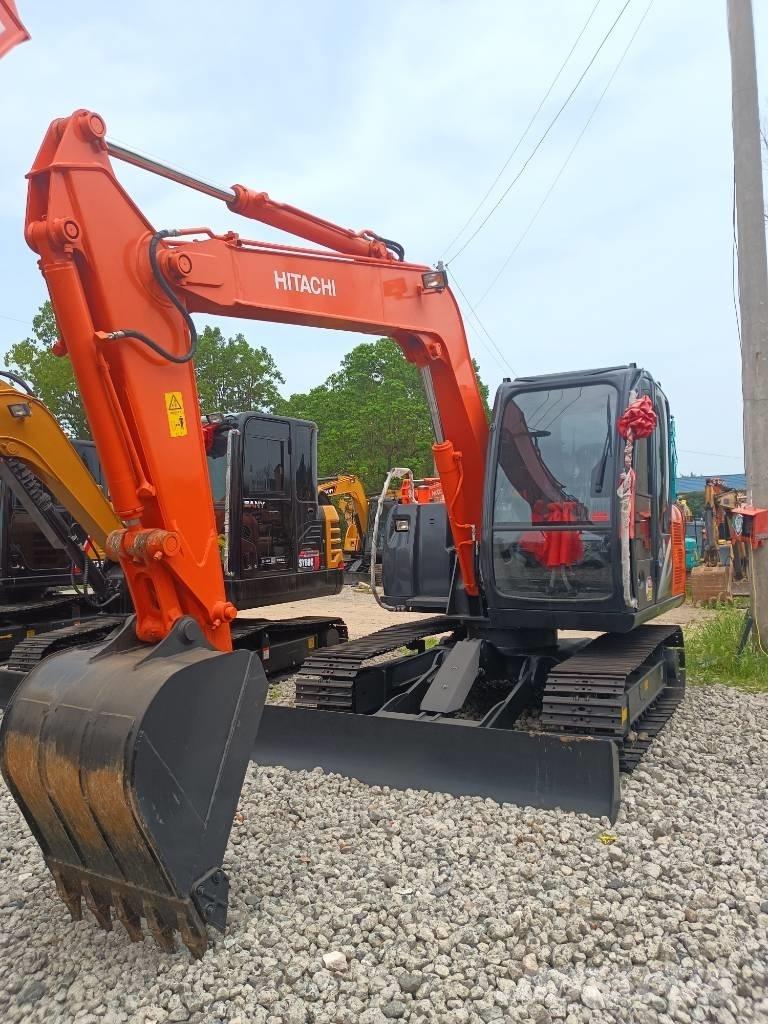 Hitachi ZX 70 Rupsgraafmachines