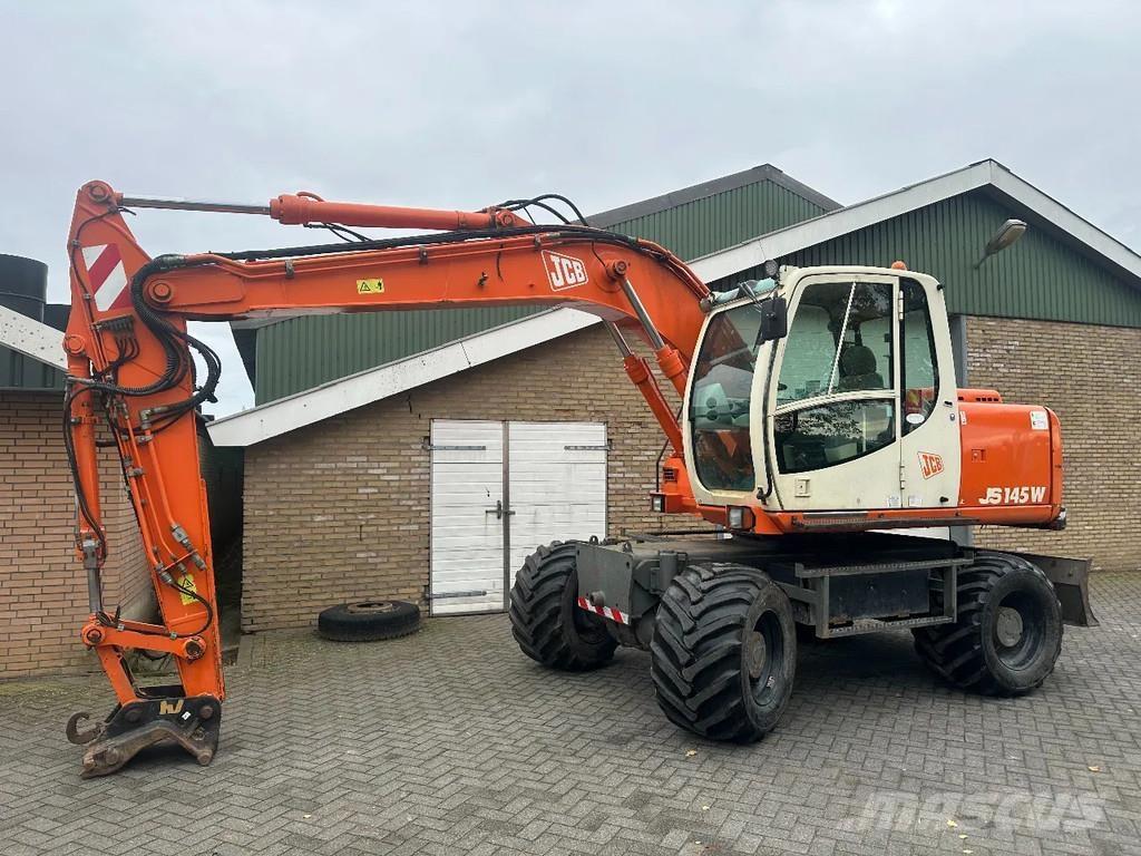JCB JS145W Wielgraafmachines