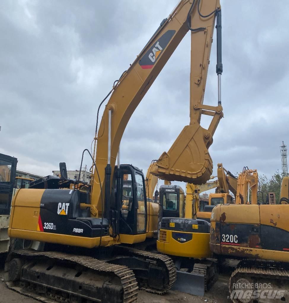 CAT 326 D2L Rupsgraafmachines