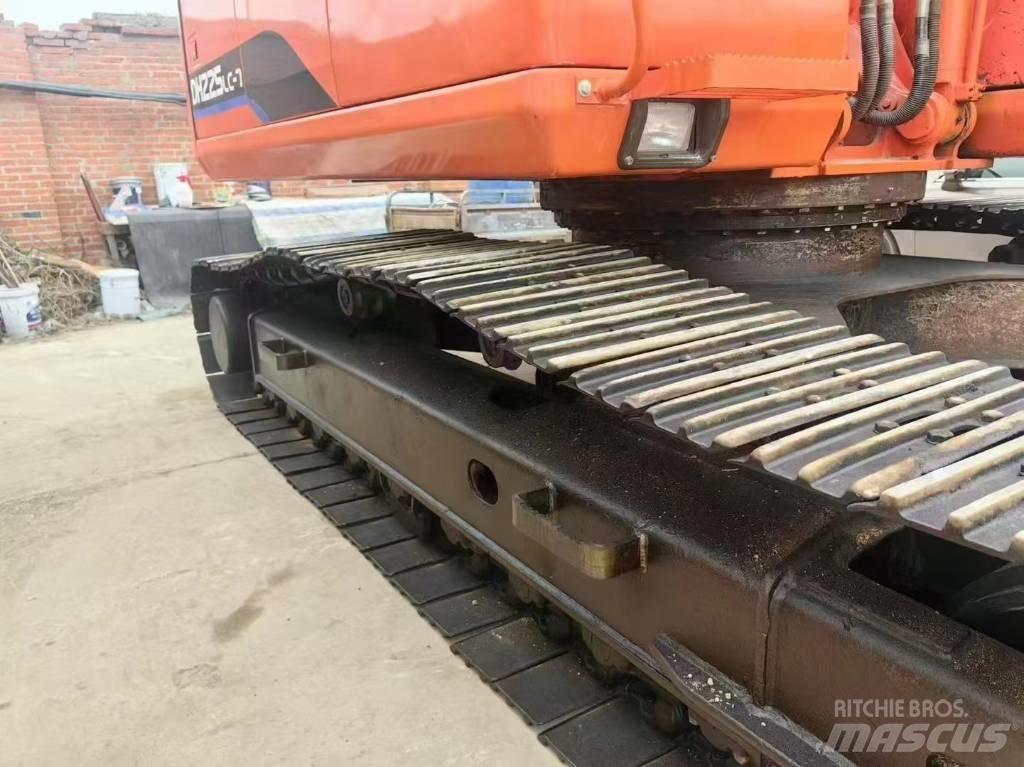 Doosan 225-7 Rupsgraafmachines