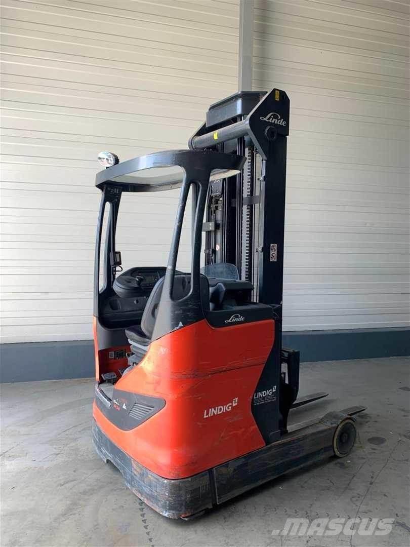 Linde R14 Reachtruck voor hoog niveau