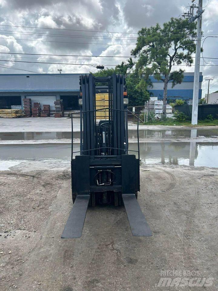 TCM FCG30T7T Containerheftrucks