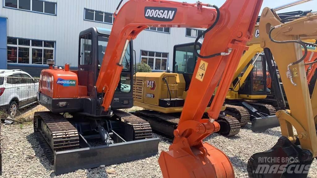 Doosan DH55-V Minigraafmachines < 7t