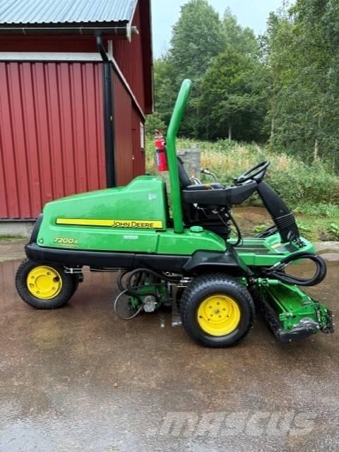 John Deere 7200 A Golfbaanmaaiers