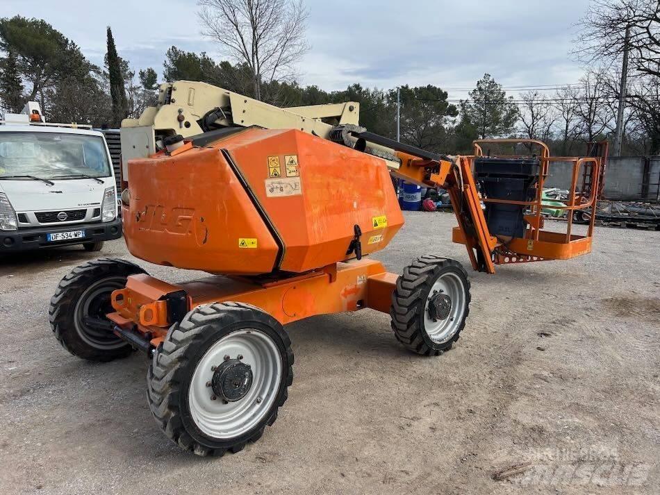 JLG 340 AJ Knikarmhoogwerkers