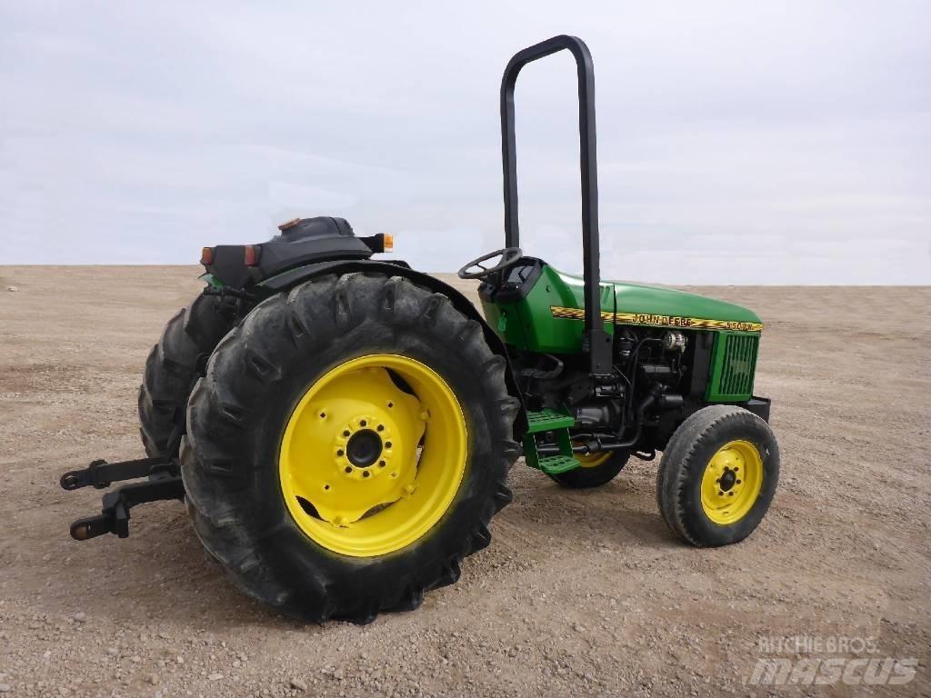 John Deere 5500N Tractoren