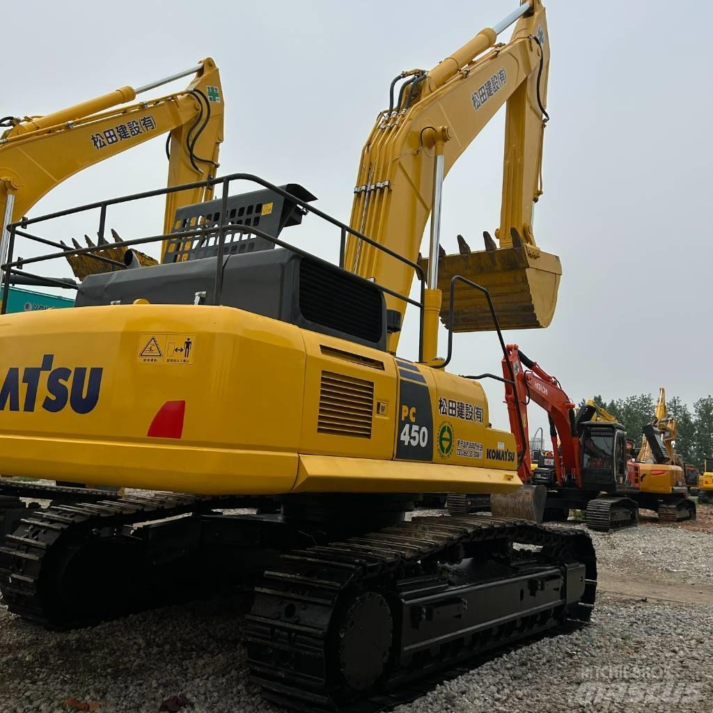 Komatsu 450 Rupsgraafmachines