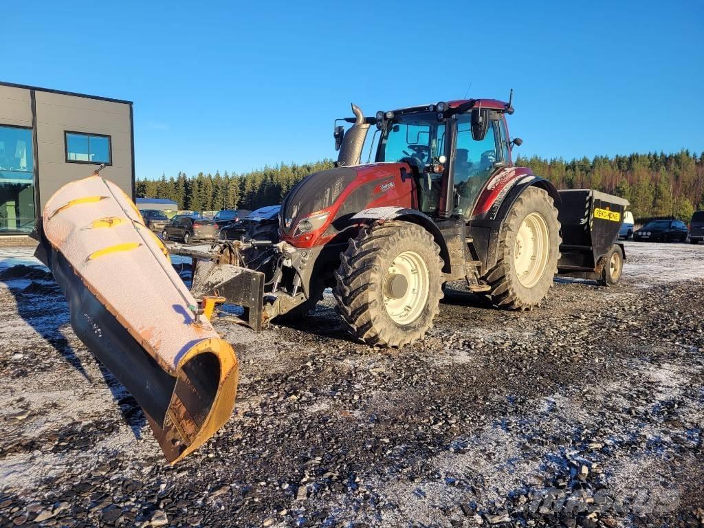 Valtra T 174 E Tractoren