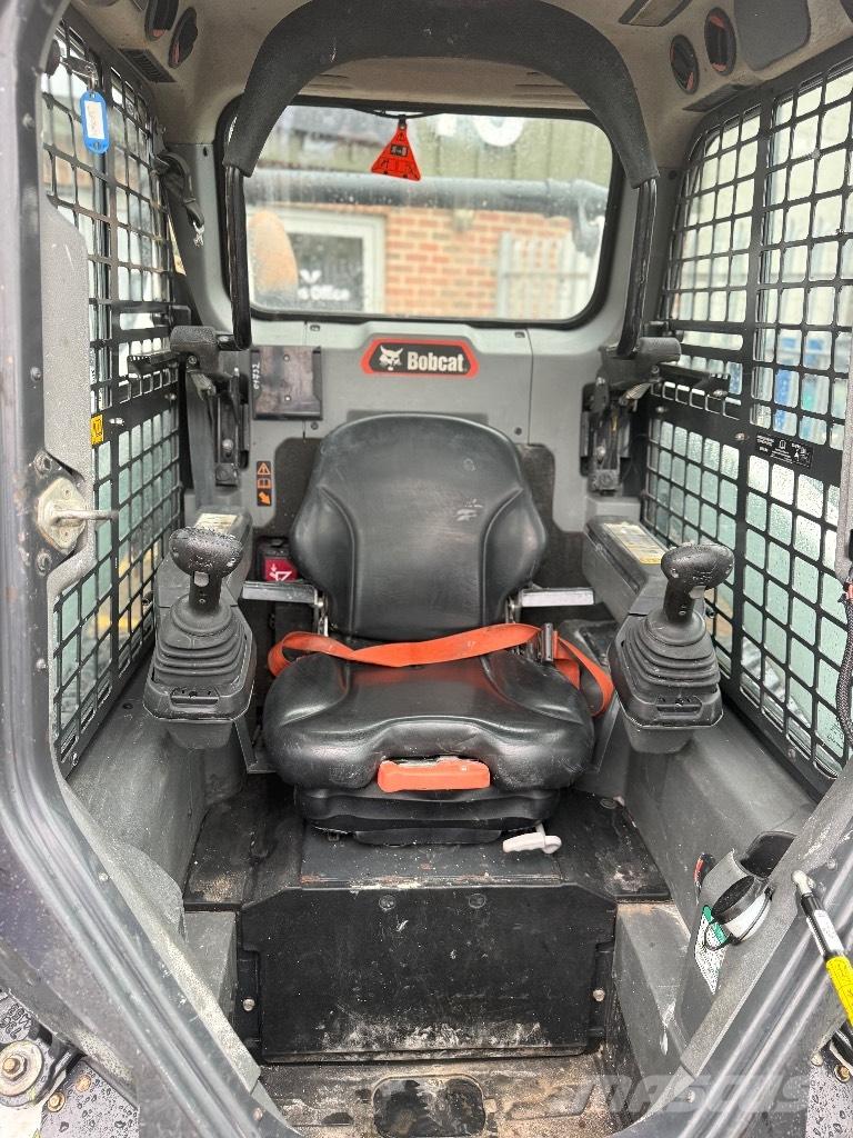 Bobcat T 66 Rupsladers