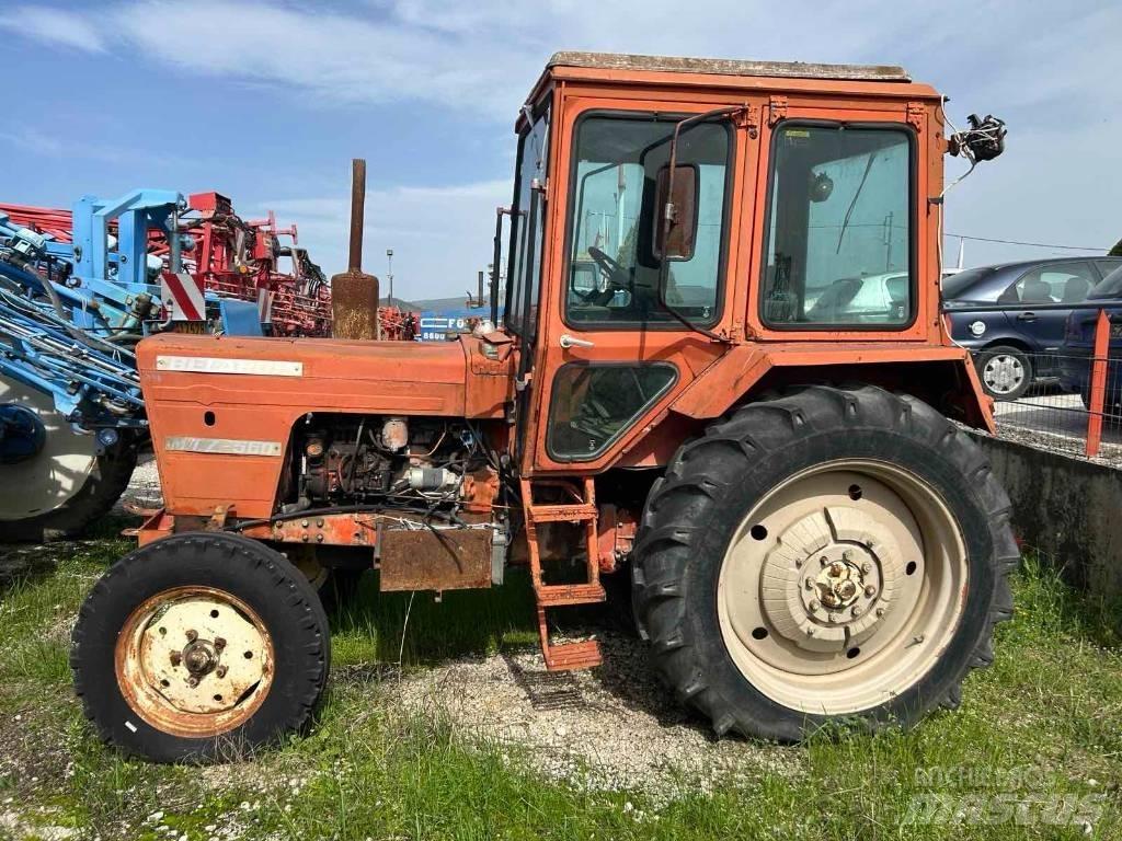 Belarus MTZ 560 Tractoren