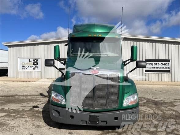 Peterbilt 579 Trekkers
