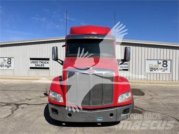 Peterbilt 579 Trekkers