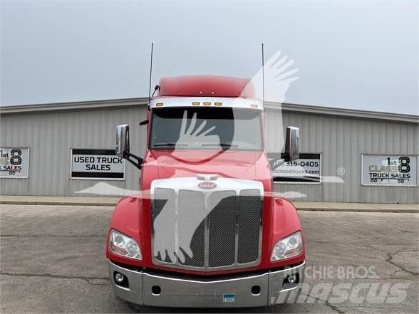 Peterbilt 579 Trekkers