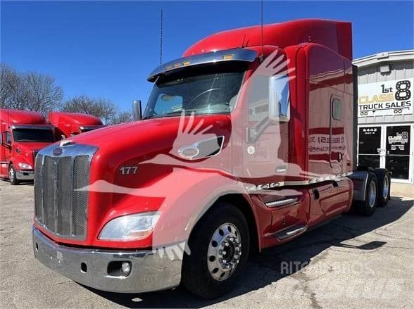 Peterbilt 579 Trekkers