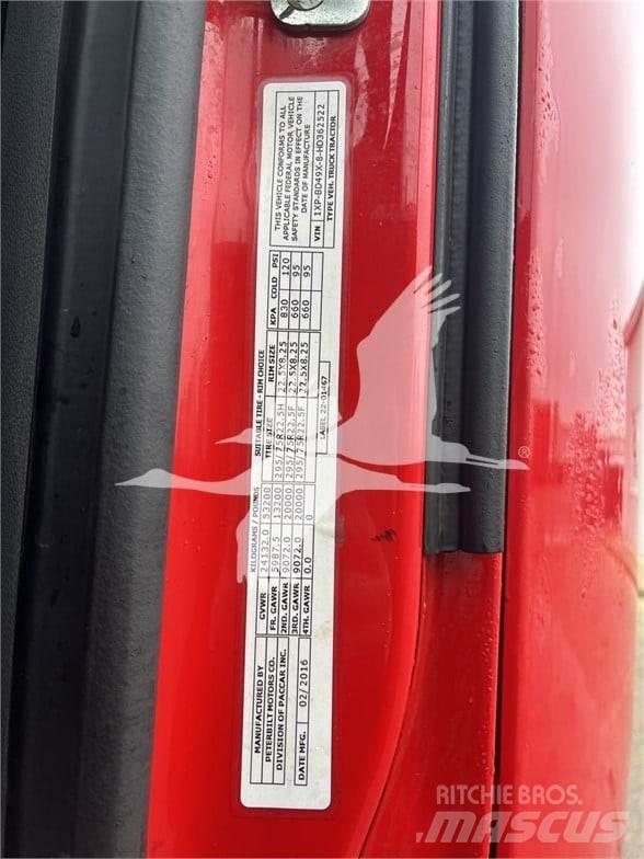 Peterbilt 579 Trekkers