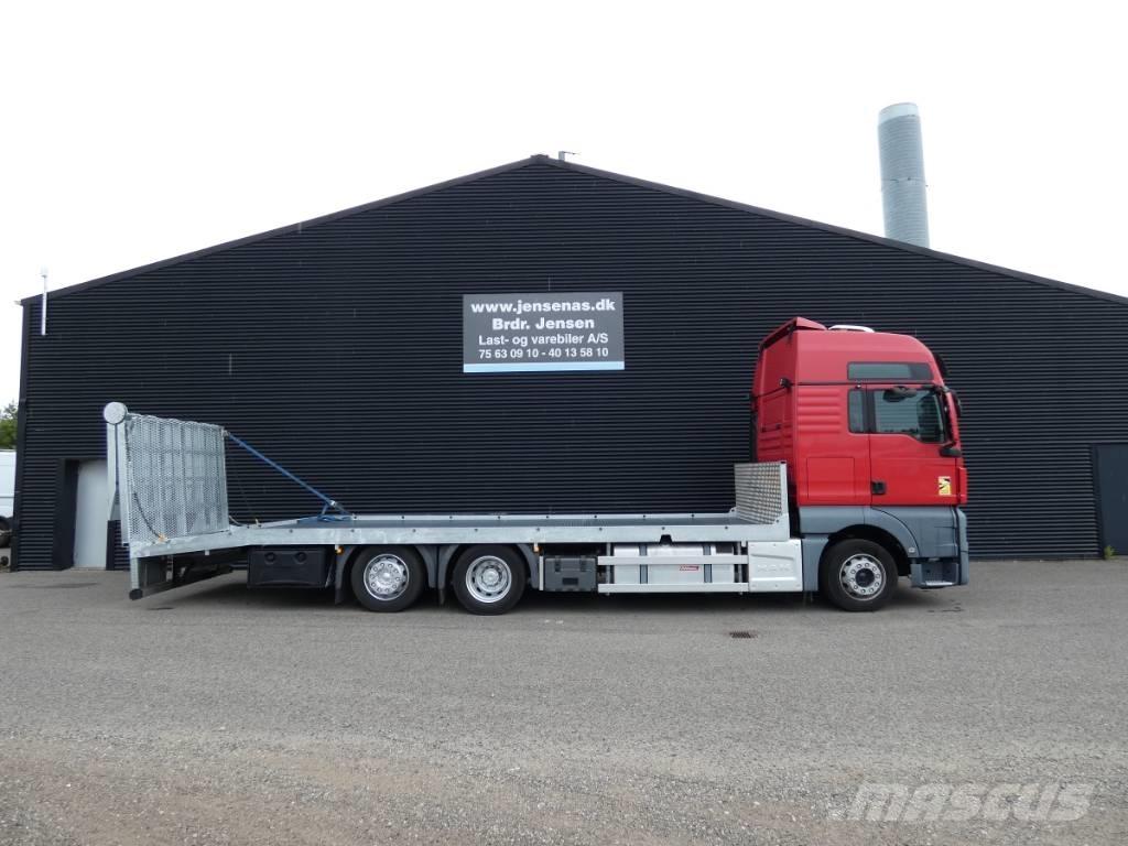 MAN TGX 26.470 Oprijwagen