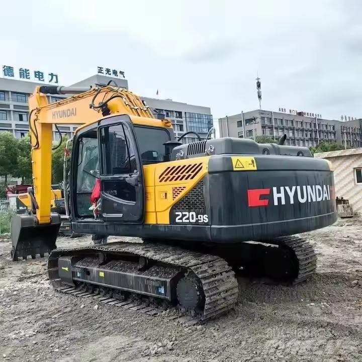 Hyundai 220-9S Rupsgraafmachines