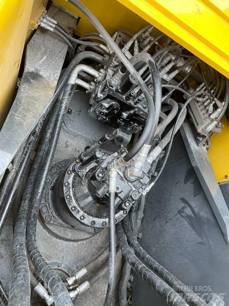 Kobelco SK 250 Rupsgraafmachines